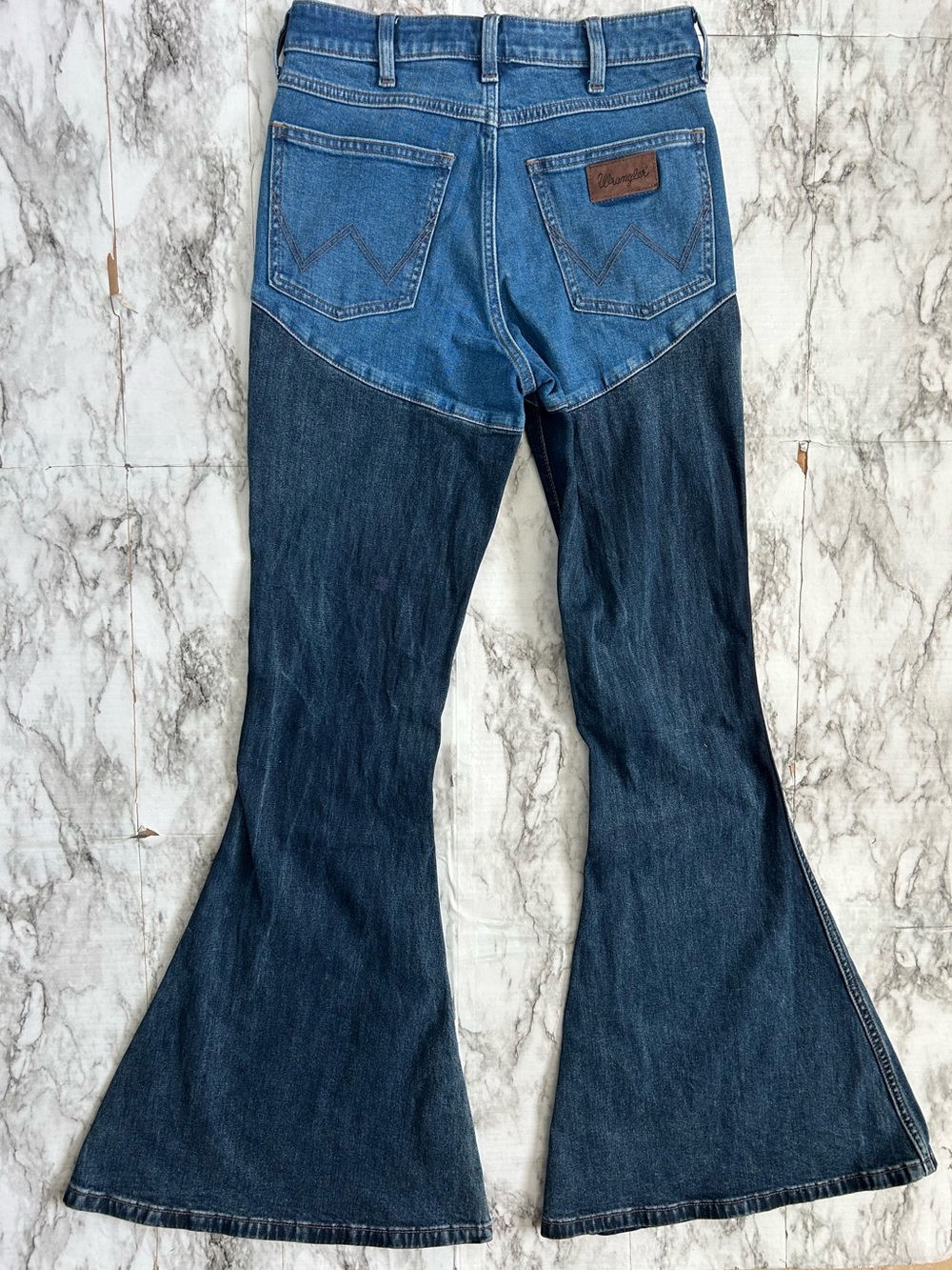 Two-Tone Flared Women's Jeans - Blue - Picture 7 of 13
